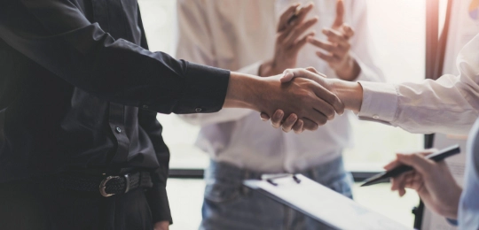 お客様ではなく、事業者同士のメリットが優先的に。